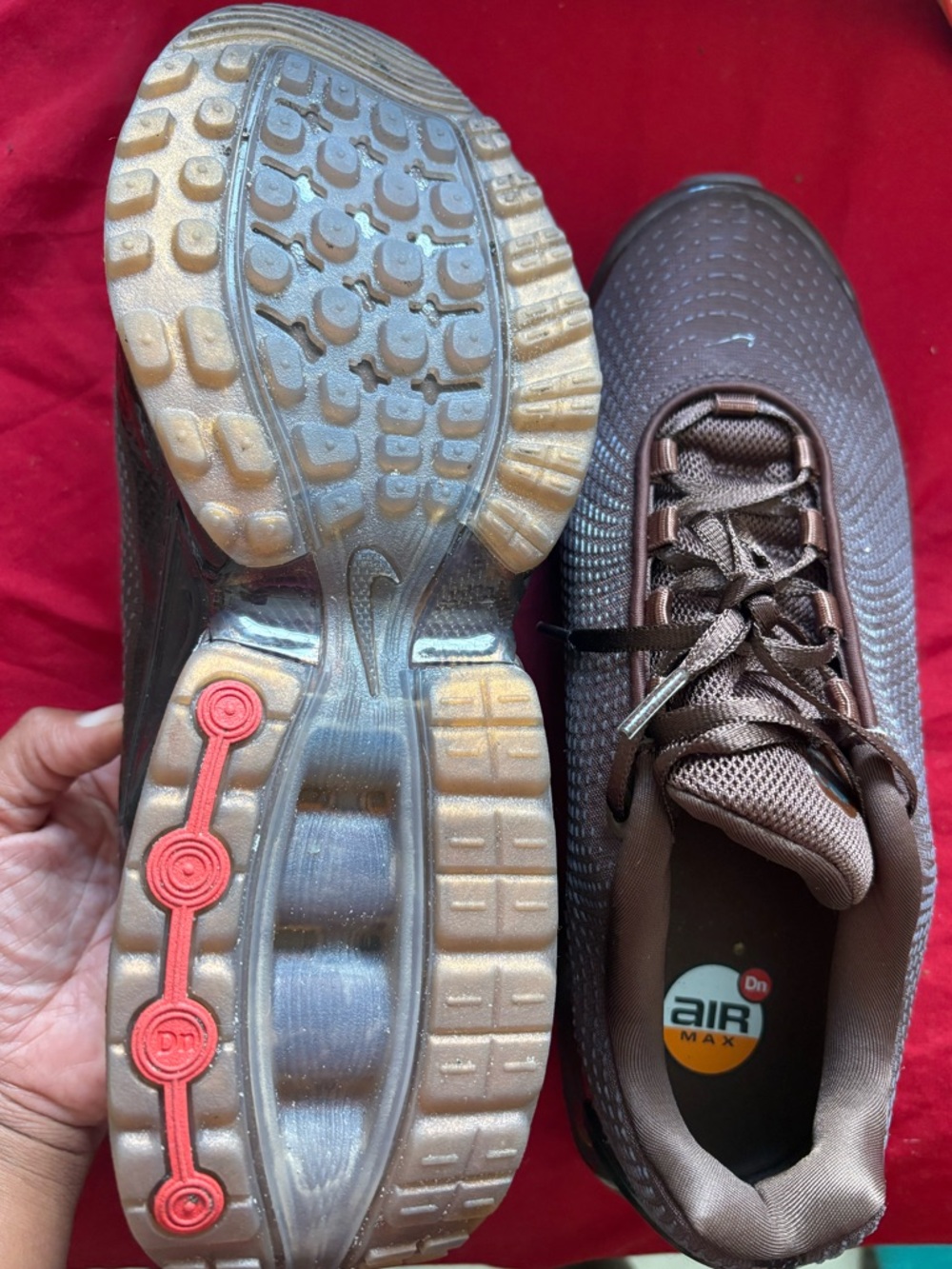 Nike Men’s Air Max Sneakers in Deep Brown - Picture 5 of 5
